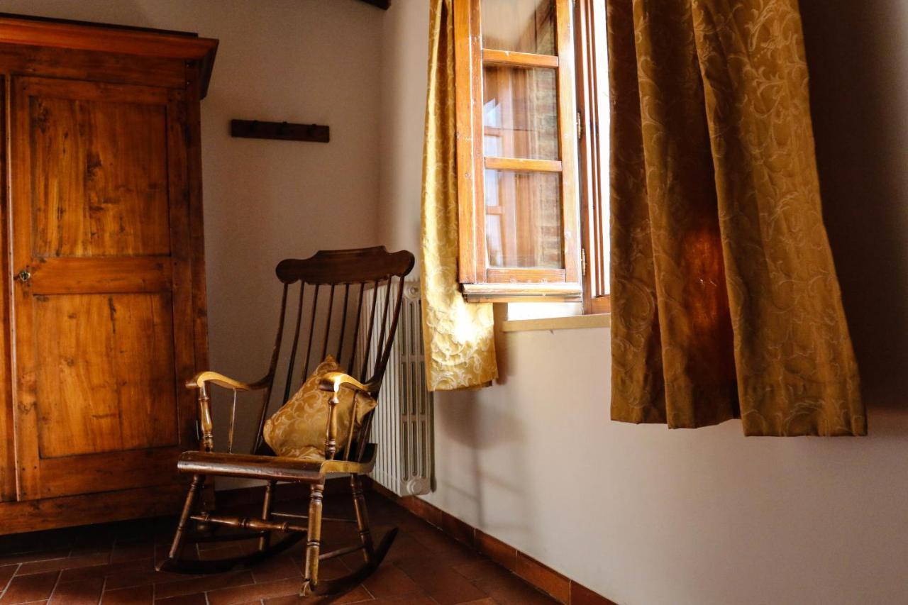 Agriturismo Bombina Montisi Екстериор снимка