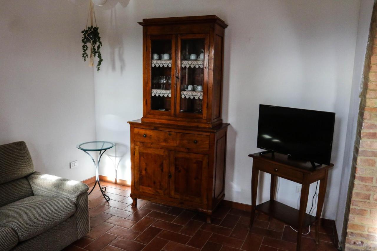Agriturismo Bombina Montisi Екстериор снимка