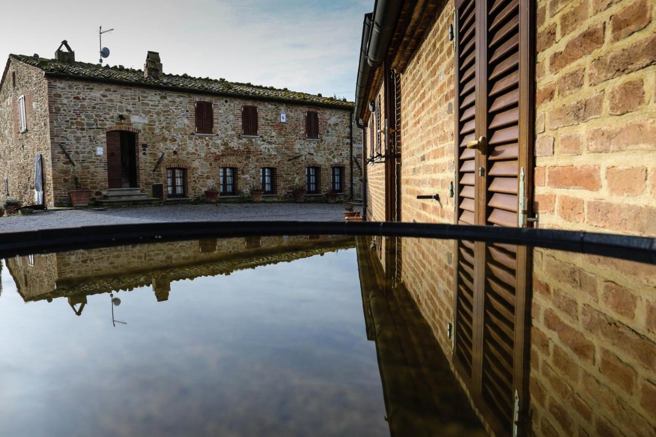 Agriturismo Bombina Montisi Екстериор снимка