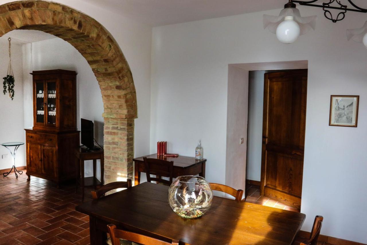Agriturismo Bombina Montisi Екстериор снимка